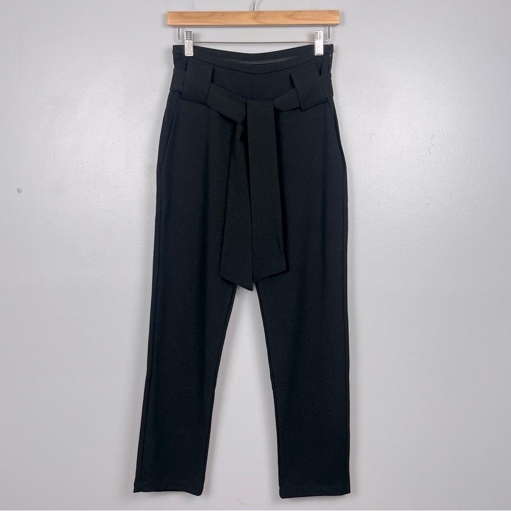NWT Deluc black side zip Paperbag waist tie sash pants, XS.